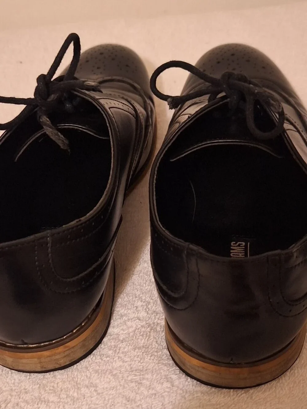 Stacy Adams Black Leather Wingtip Derby Shoes